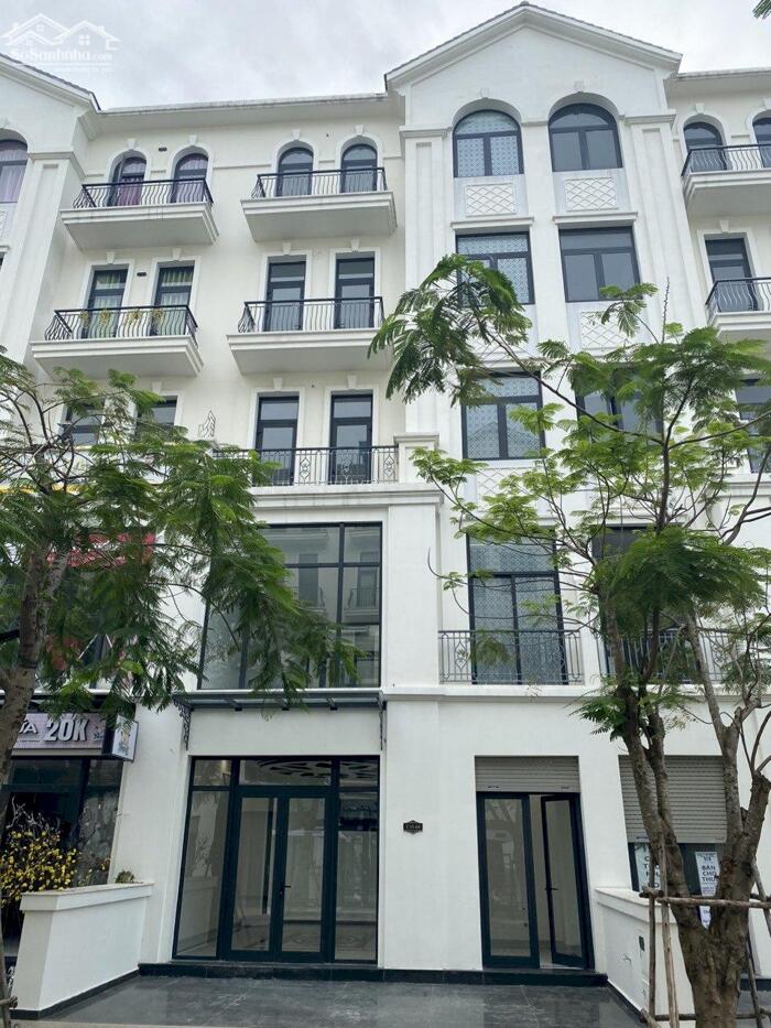 Hình ảnh CHO THUÊ TẦNG 1 (KẾ TẦNG TRỆT) – VỊ TRÍ ĐẮC ĐỊA KHU MANHATTAN 4