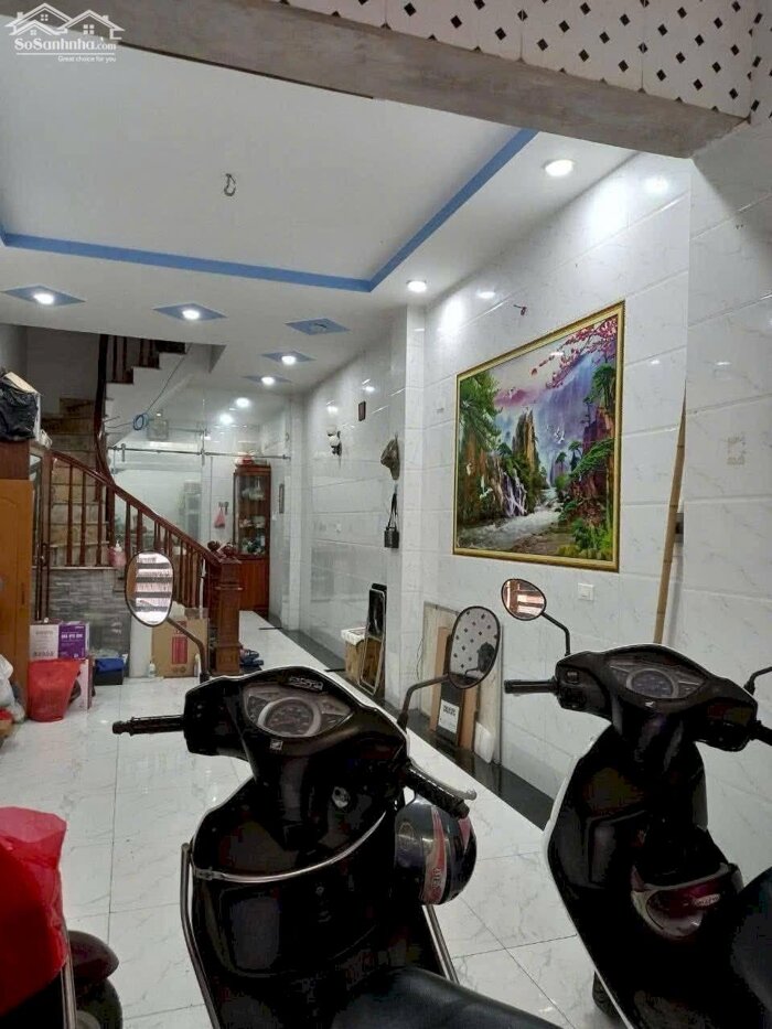 Hình ảnh Bán nhà mặt phố Trương Định 69m2 nhà đẹp vỉa hè rộng thang máy 17.5 tỷ 2