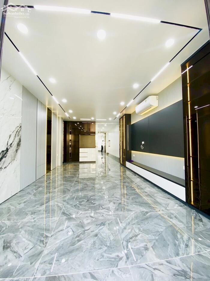 Hình ảnh Bán nhà mặt phố Tạ Quang Bửu 92m2 vị trí đẹp kinh doanh tốt 37 tỷ 0