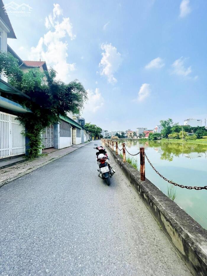 Hình ảnh Bán Nhà VIEW HỒ Quận Long Biên 200m2-4T MT11m Vỉa Hè Tặng Nội Thất 31 Tỷ Bát Khối 0