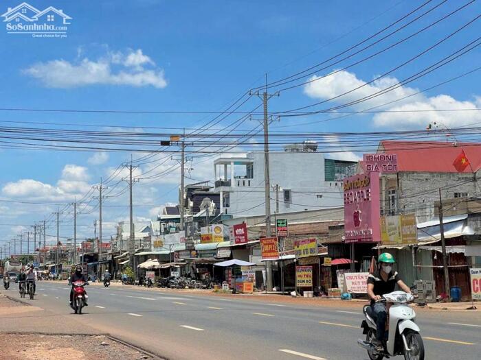 Hình ảnh CẦN BÁN NHANH 2220M2 ĐẤT Ở NGAY CHỢ, TRƯỜNG HỌC CẤP 2-3 DÂN CƯ ĐÔNG. GIÁ 180 TRIỆU 2