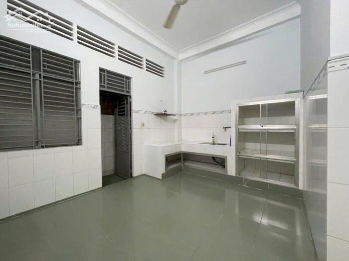 Hình ảnh Bán nhà siêu rộng hơn 100m2 , hẻm an ninh đã nâng cấp rộng 4