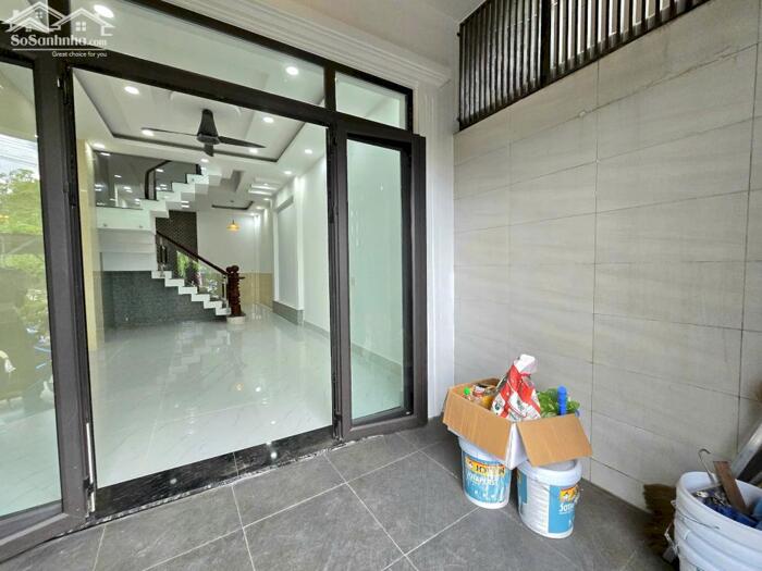 Hình ảnh Bán nhà 3 lầu đường 49 Hiệp Bình Chánh, 4PN, ô tô tránh, 7.9 tỷ 0