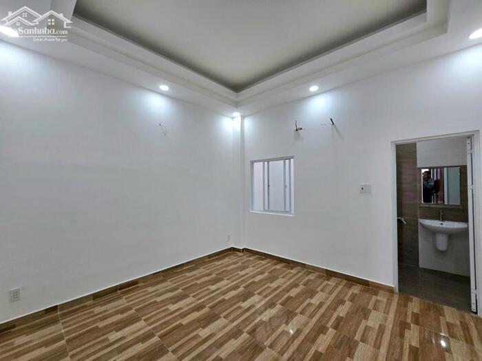 Hình ảnh Bán nhà 3 lầu đường 49 Hiệp Bình Chánh, 4PN, ô tô tránh, 7.9 tỷ 1