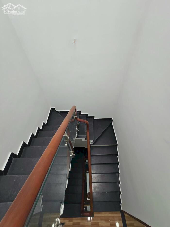 Hình ảnh Bán nhà 3 lầu đường 49 Hiệp Bình Chánh, 4PN, ô tô tránh, 7.9 tỷ 3