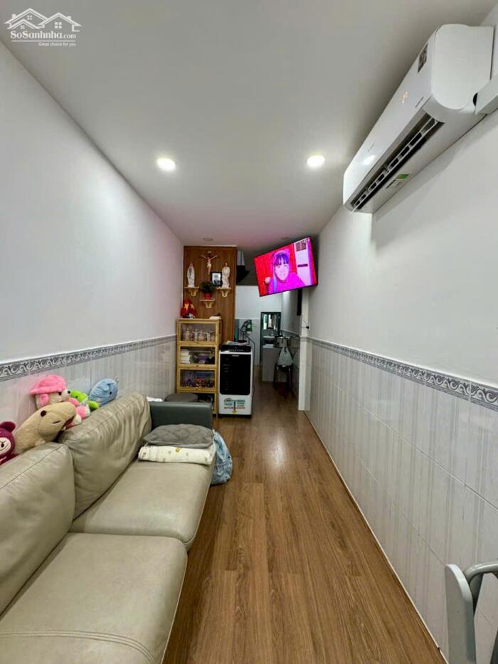 Hình ảnh Hàng hiếm hẻm xe hơi 6M thương chính chủ bán gấp có 3pn phòng giặt thoáng mát 8