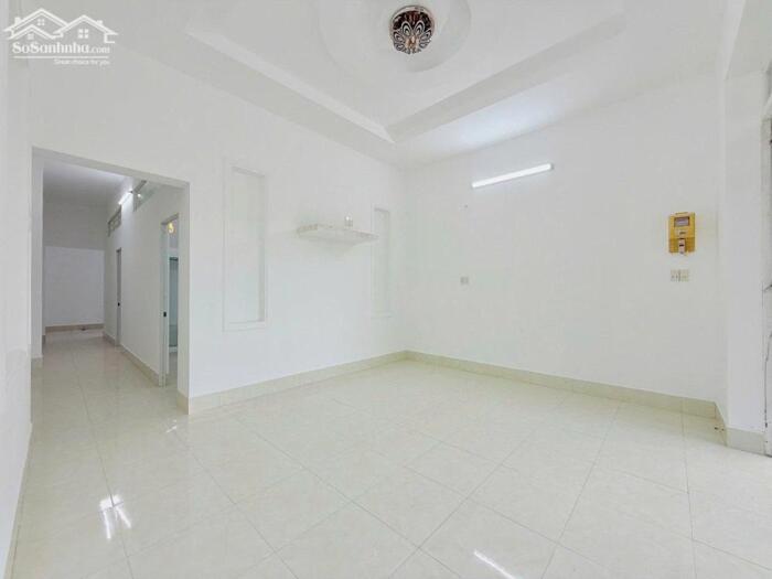 Hình ảnh Bán nhà cấp 4 rộng 80m2 chiều ngang lớn 5m ngang bến xe 2