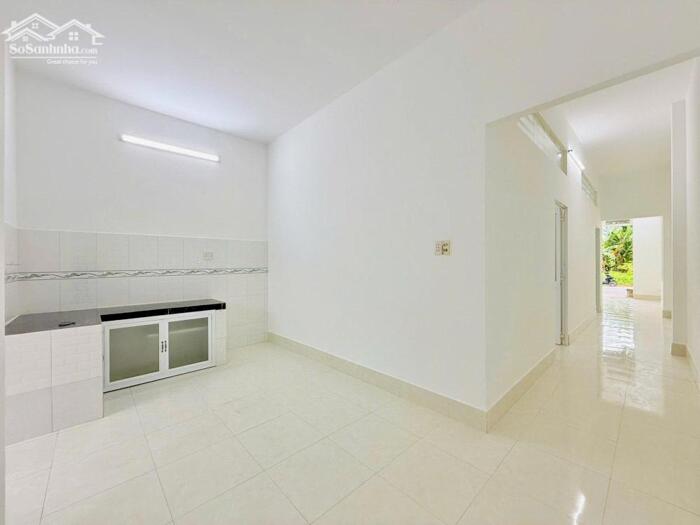 Hình ảnh Bán nhà cấp 4 rộng 80m2 chiều ngang lớn 5m ngang bến xe 4