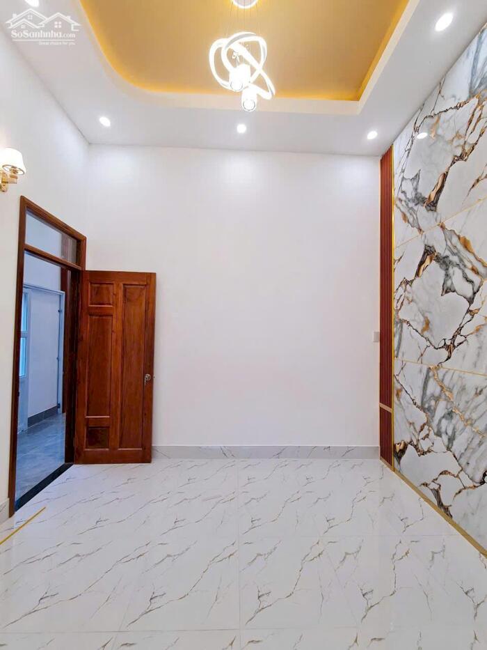 Hình ảnh Bán nhà hẻm đường cách mạng tháng tám giá chưa tới 2,5 tỷ 3