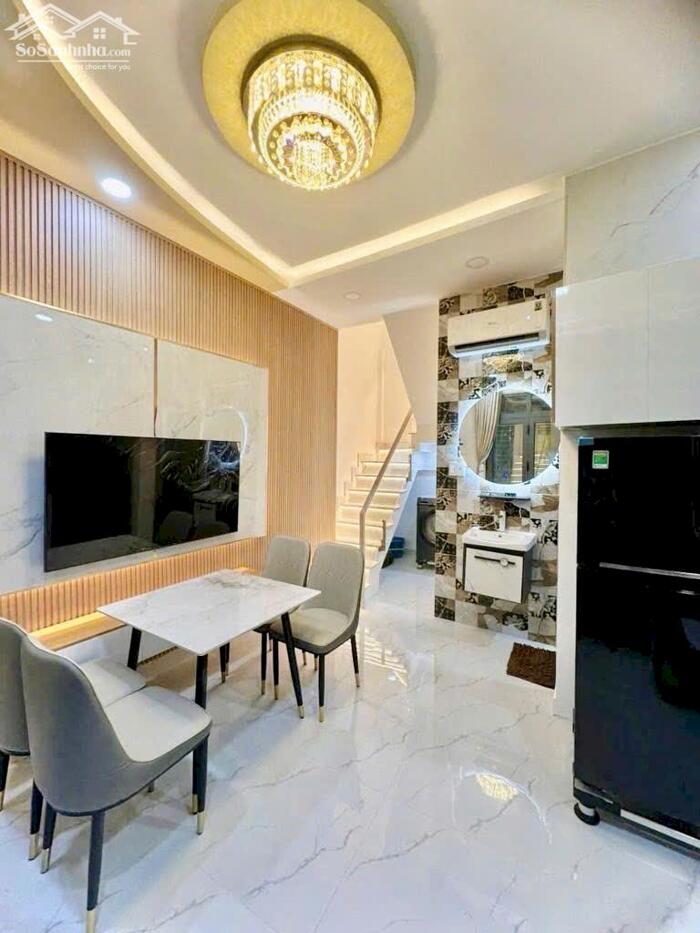 Hình ảnh Nhà Đẹp Lê Văn Sỹ Q3 – 3 Tầng Full Nội Thất Cao Cấp – 2PN 3WC - Cực Hiếm 6