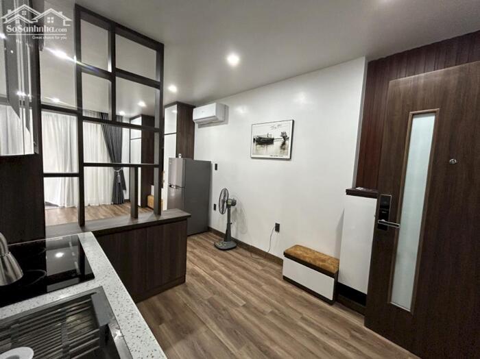 Hình ảnh Cho thuê căn hộ cao cấp Văn Cao, 1 p.ngủ (42m2). 7