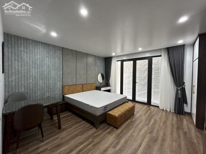 Hình ảnh Cho thuê căn hộ cao cấp Văn Cao, 1 p.ngủ (42m2). 3