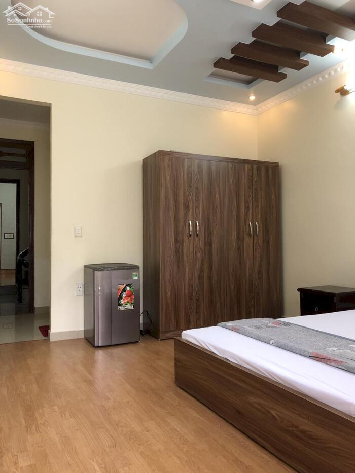 Hình ảnh Cho thuê nhà mặt phố Văn Cao, 5 p,ngủ khép kín (83m2). 4