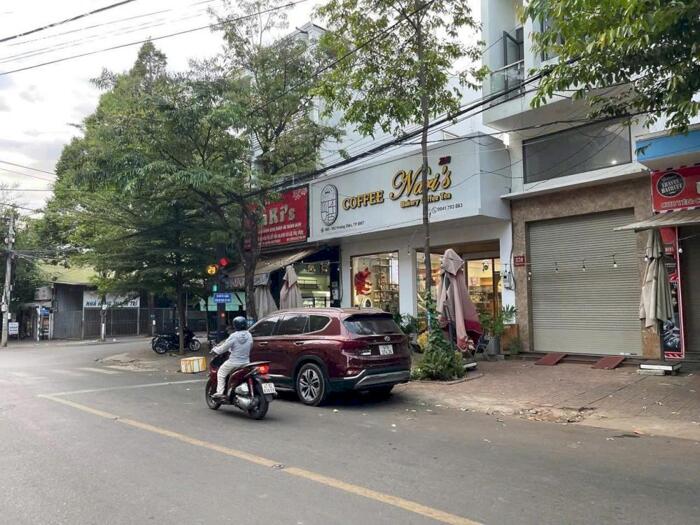 Hình ảnh Bán nhà mặt tiền kinh doanh đường Hoàng Diệu 2