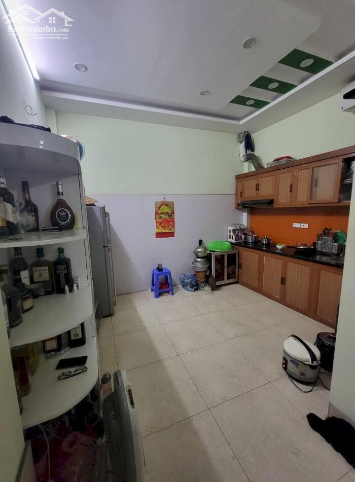 Hình ảnh Phố Hàng Chuối 90M2 MT 10M 4 Tầng Ô TÔ Vào Nhà 1 Nhà Ra Phố 23 Tỷ SDCC 3