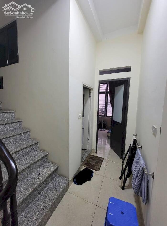 Hình ảnh Phố Hàng Chuối 90M2 MT 10M 4 Tầng Ô TÔ Vào Nhà 1 Nhà Ra Phố 23 Tỷ SDCC 1