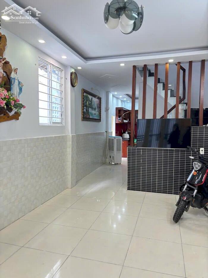 Hình ảnh BÁN NHÀ LÔ GÓC – HẺM XE HƠI – LÊ VĂN SỸ, P.12, QUẬN 3 6