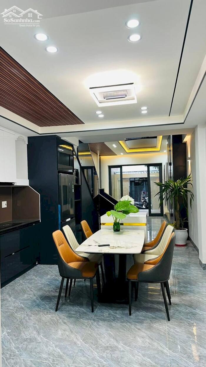 Hình ảnh Chính chủ gửi bán nhà 3 tầng MT Nguyễn Huy Tự,P Hòa Khánh.Đà Nẵng 2