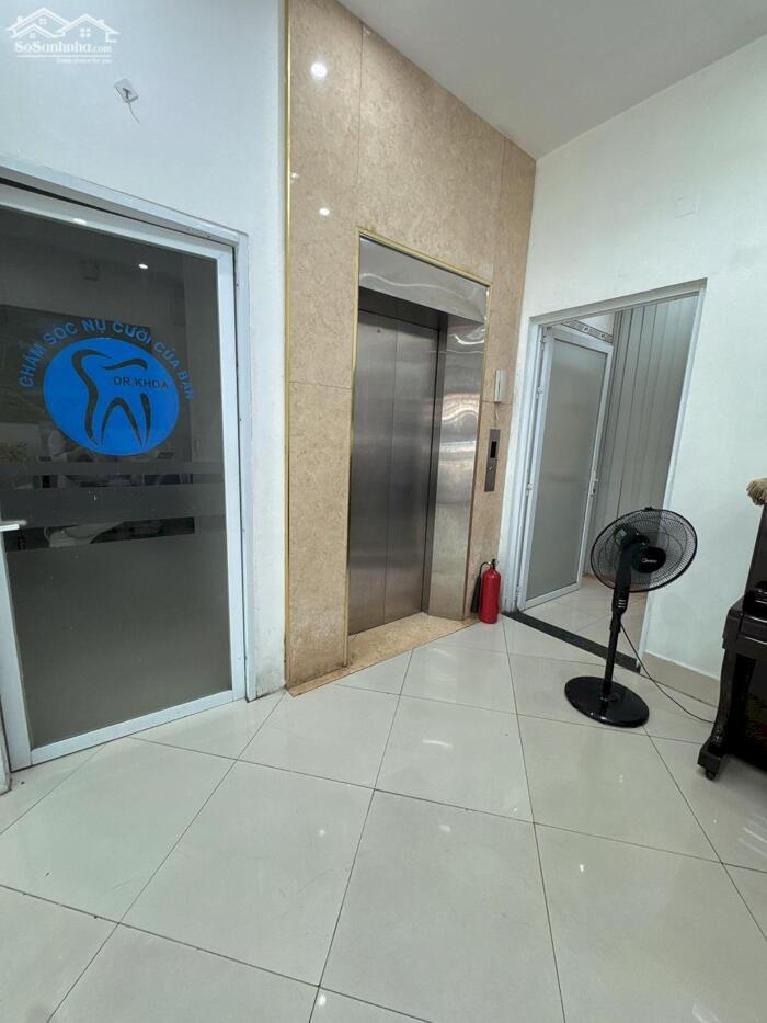 Hình ảnh Bán nhà Lê Thanh Nghị 93m2 mặt ngõ oto kinh doanh thang máy 20 tỷ 1