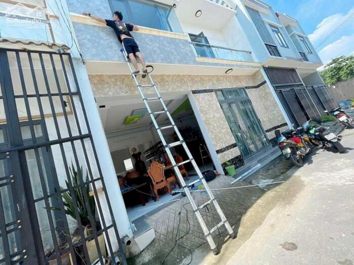 Hình ảnh CHỦ CẦN RA CĂN NHÀ TÂM HUYẾT HÓA AN CÓ SÂN ĐẬU XE HƠI 1