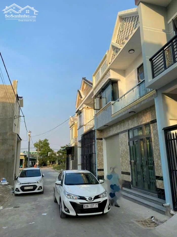 Hình ảnh CHỦ CẦN RA CĂN NHÀ TÂM HUYẾT HÓA AN CÓ SÂN ĐẬU XE HƠI 5