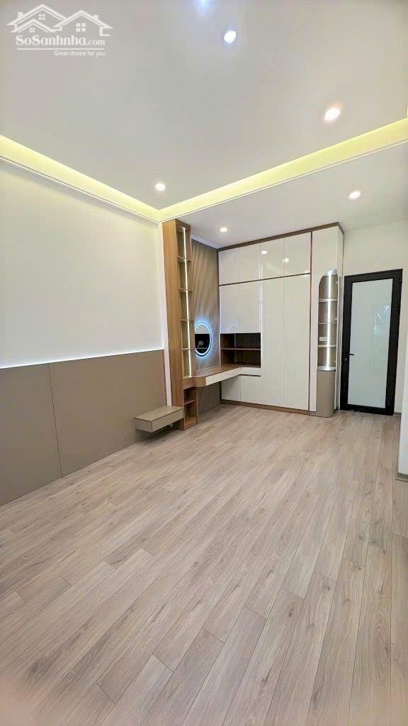 Hình ảnh Nhà mới 30m2 x 5T trung tâm Đống Đa, Nhỉnh 6 tỷ 1