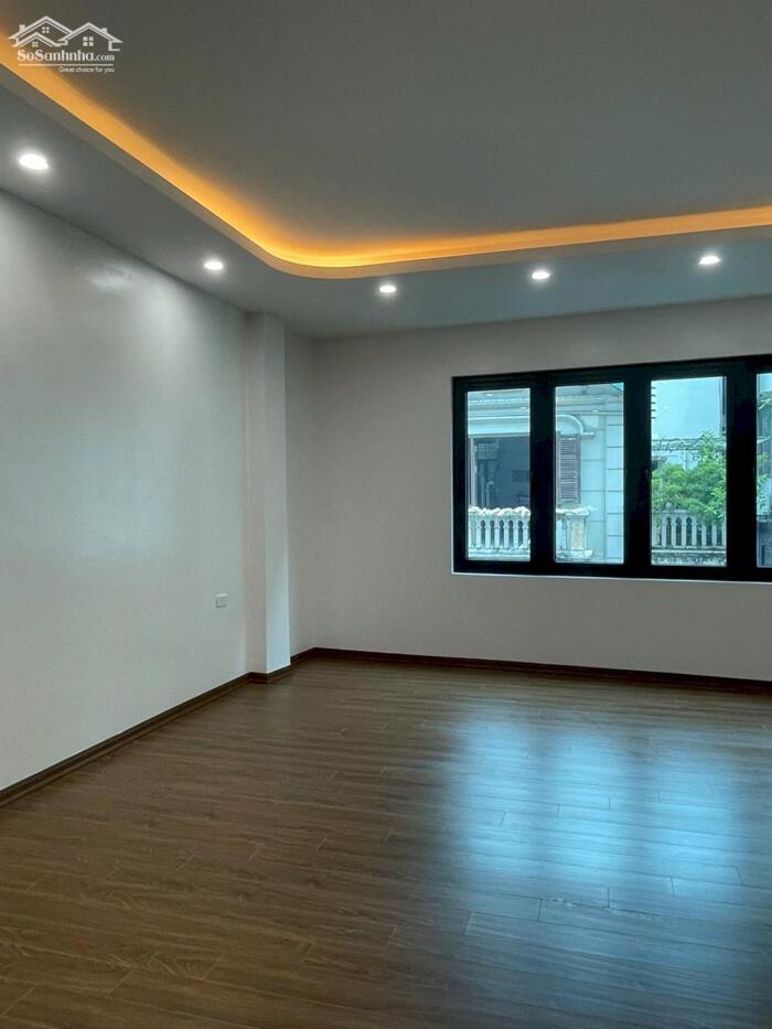 Hình ảnh Cực Hiếm Mặt Phố Đội Nhân Vĩnh Phúc 7 Tầng Thang máy MT 4.5M 17.8 Tỷ 2