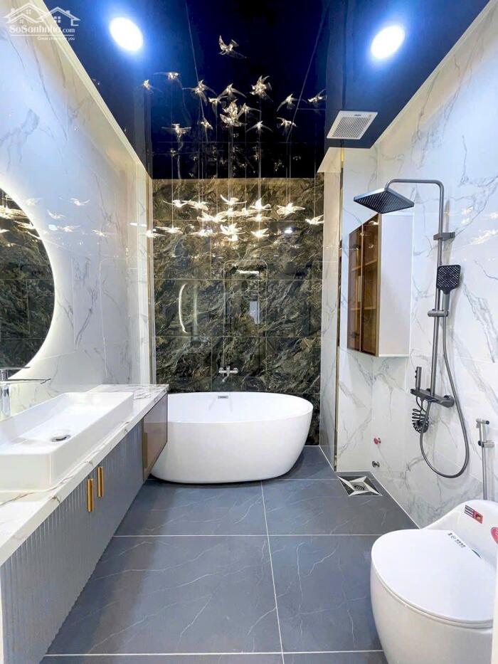 Hình ảnh Bán nhà hẻm xe tải đường Quang Trung, phường 8 ( 8 tỷ) 8