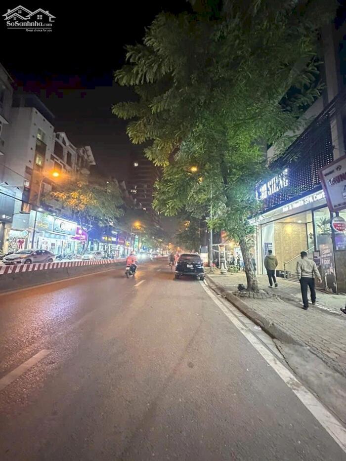 Hình ảnh Bán Nhà Phố Quận Tây Hồ 188m2-4T MT RỘNG Đầu TƯ Xây 48,9 Tỷ Lạc Long Quân. 5