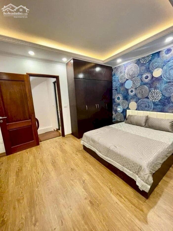 Hình ảnh Bán nhà mặt phố Đê La Thành 85m2 vị trí đẹp lô góc kinh doanh 23 tỷ 1