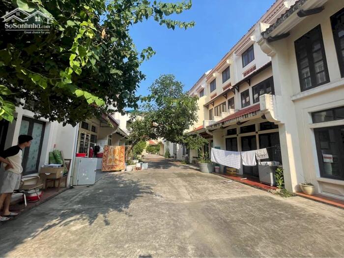 Hình ảnh Chính chủ bán căn Liền Kề 3,5 tầng 78m2 Sổ đỏ. Mặt Hồ ven Biển trung tâm du lịch Bãi Cháy, Hạ Long. 8