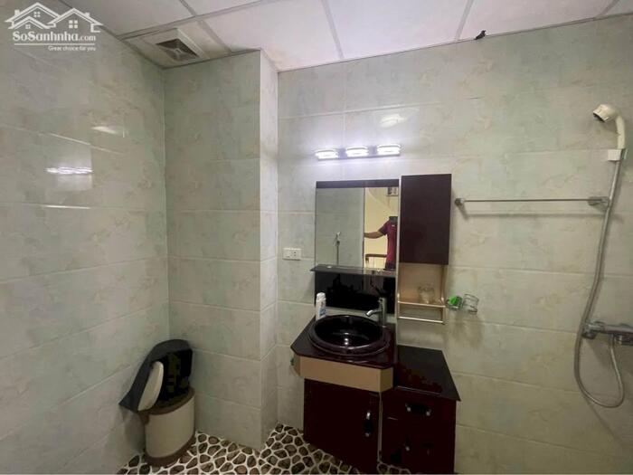 Hình ảnh Chính chủ bán căn Liền Kề 3,5 tầng 78m2 Sổ đỏ. Mặt Hồ ven Biển trung tâm du lịch Bãi Cháy, Hạ Long. 2