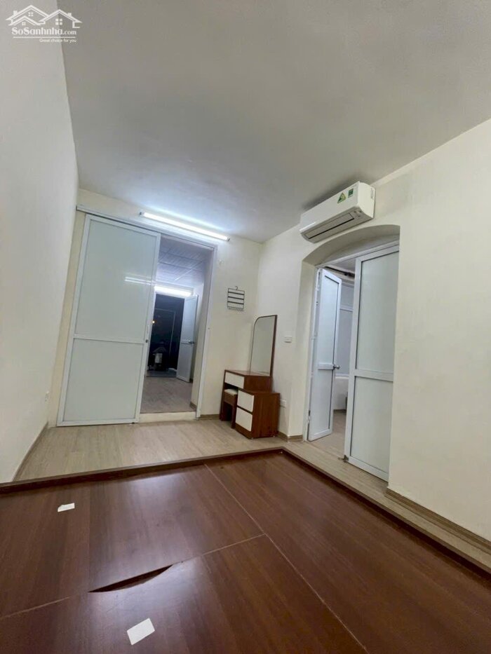 Hình ảnh cho thuê căn hộ C2 Kim Liên, 60m, 2 phòng ngủ, nhà sửa đẹp 9 triệu 1