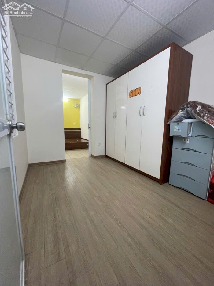 Hình ảnh cho thuê căn hộ C2 Kim Liên, 60m, 2 phòng ngủ, nhà sửa đẹp 9 triệu 3