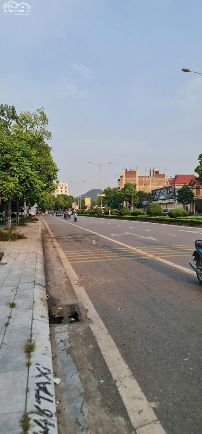 Hình ảnh Bán nhà 5 tầng mặt đường Nguyễn Tất Thành - Khai Quang, Vĩnh yên. sử dụng 200m2 3