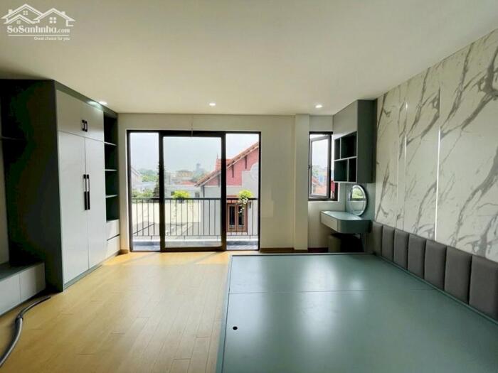 Hình ảnh Chỉ 6,1 tỷ , Dt 33m2, 6T Có Nhà Sài Đồng, Long Biên (ô tô đỗ gần) 1