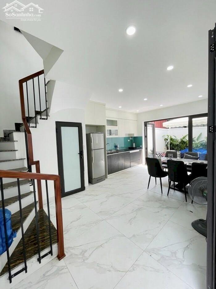 Hình ảnh Chỉ 6,1 tỷ , Dt 33m2, 6T Có Nhà Sài Đồng, Long Biên (ô tô đỗ gần) 2