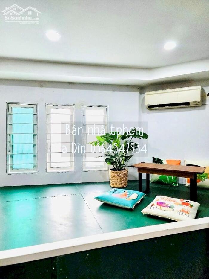 Hình ảnh CHDV hẻm xe hơi gần Lê Đại Hành 6 Tầng, 4PN Master, đang cho thuê ổn định 4