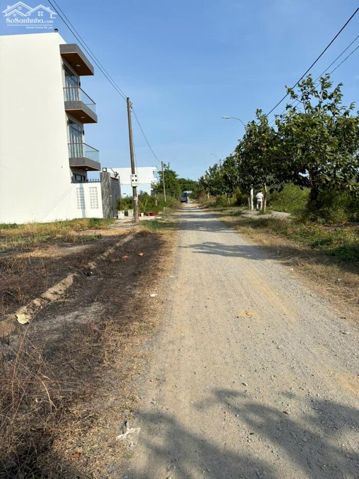 Hình ảnh Đất nền giá rẻ cần bán gấp 99m2 kdc Phước Đông xả lỗ 930tr 2