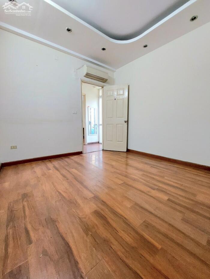 Hình ảnh Cho thuê chung cư B14 Kim Liên, 65m2, 2 phòng ngủ, đồ cơ bản giá 10 triệu/tháng 3