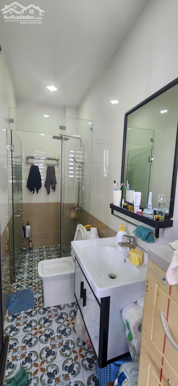 Hình ảnh HXH 62.7m2 - Giá 6.1 tỷ - 4 tầng - 4PN - Dương Cát Lợi, Q7 8