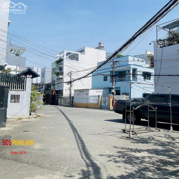 Hình ảnh Bán Gấp Nhà Phố Hồ Văn Tư – 2 tầng 2 pn – Chỉ 3 Tỷ.N.N.N.! 1