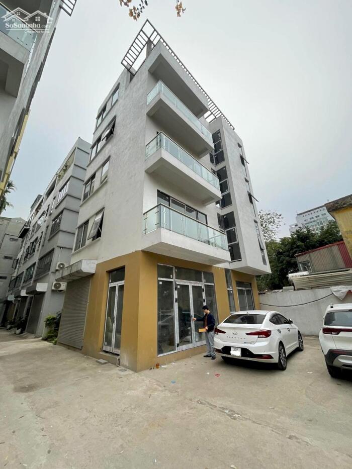 Hình ảnh Bán Nhà 1 Em Mặt Phố Phạm Văn Đồng 188m2-5T MT10m LÔ GÓC 4 THOÁNG 44 Tỷ Phạm Văn Đồng. 1