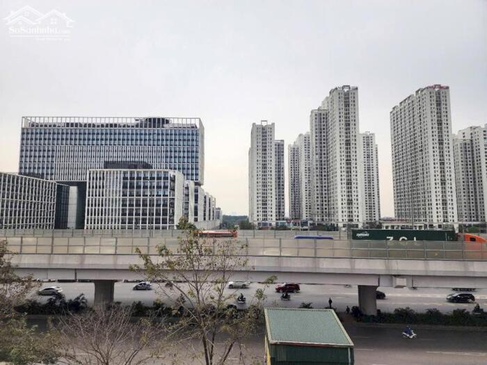 Hình ảnh Bán Nhà 1 Em Mặt Phố Phạm Văn Đồng 188m2-5T MT10m LÔ GÓC 4 THOÁNG 44 Tỷ Phạm Văn Đồng. 4