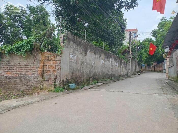 Hình ảnh Chính chủ, gửi Bán Mảnh đất 1285m² full thổ cư tại Xuân Mai, Làn 2 QL21, cách ngã tư Xuân Mai 600m 1