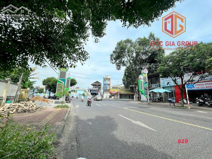 Hình ảnh Nhà bán mặt tiền đường Phan Trung 1 trệt 2 lầu sổ hồng 245m2 ngang 6m giá 27 tỷ 5