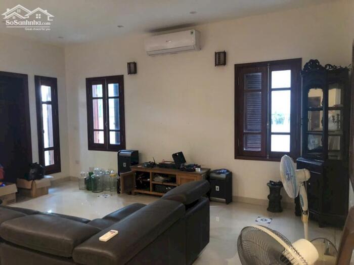 Hình ảnh Bố chồng muốn Bán biệt thự siêu hiếm BT4 Việt Hưng 234m2, thiết kế kiểu nhà vườn, full nội thất 1