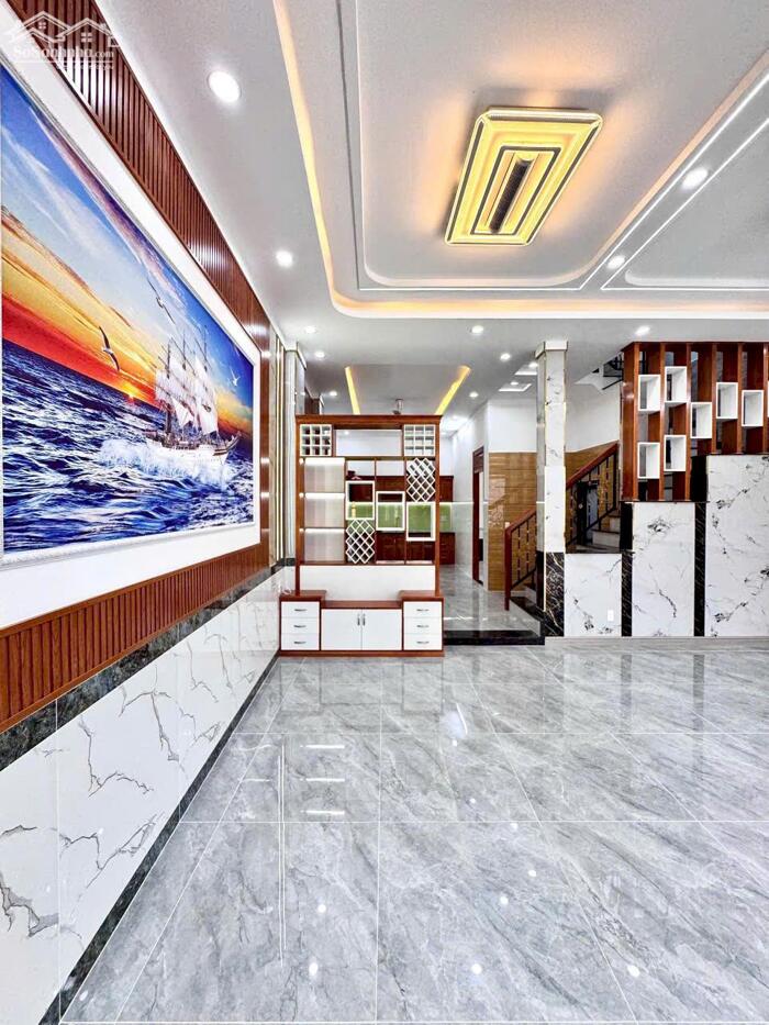 Hình ảnh BÁN NHÀ NGÃ BA TÂN VẠN. Thiết Kế Hiện.Sân Ô Tô.Thổ Cư. Hoàn Công 3