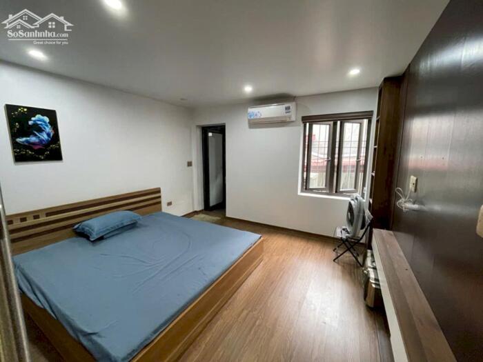 Hình ảnh Cho thuê nhà Văn Cao, DT: 76m2 x 4 tầng, 4 ngủ khép kín. 5