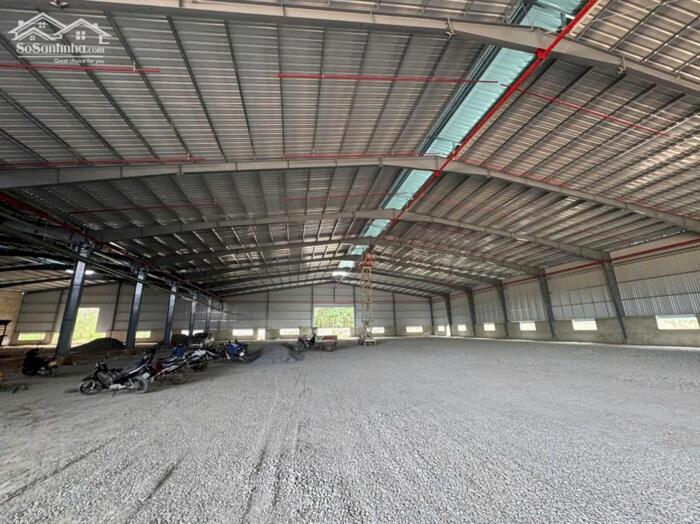 Hình ảnh Cho Thuê 2.300m2 Nhà Xưởng Mới Tân Uyên Bình Dương Giấy Tờ Đầy Đủ 1